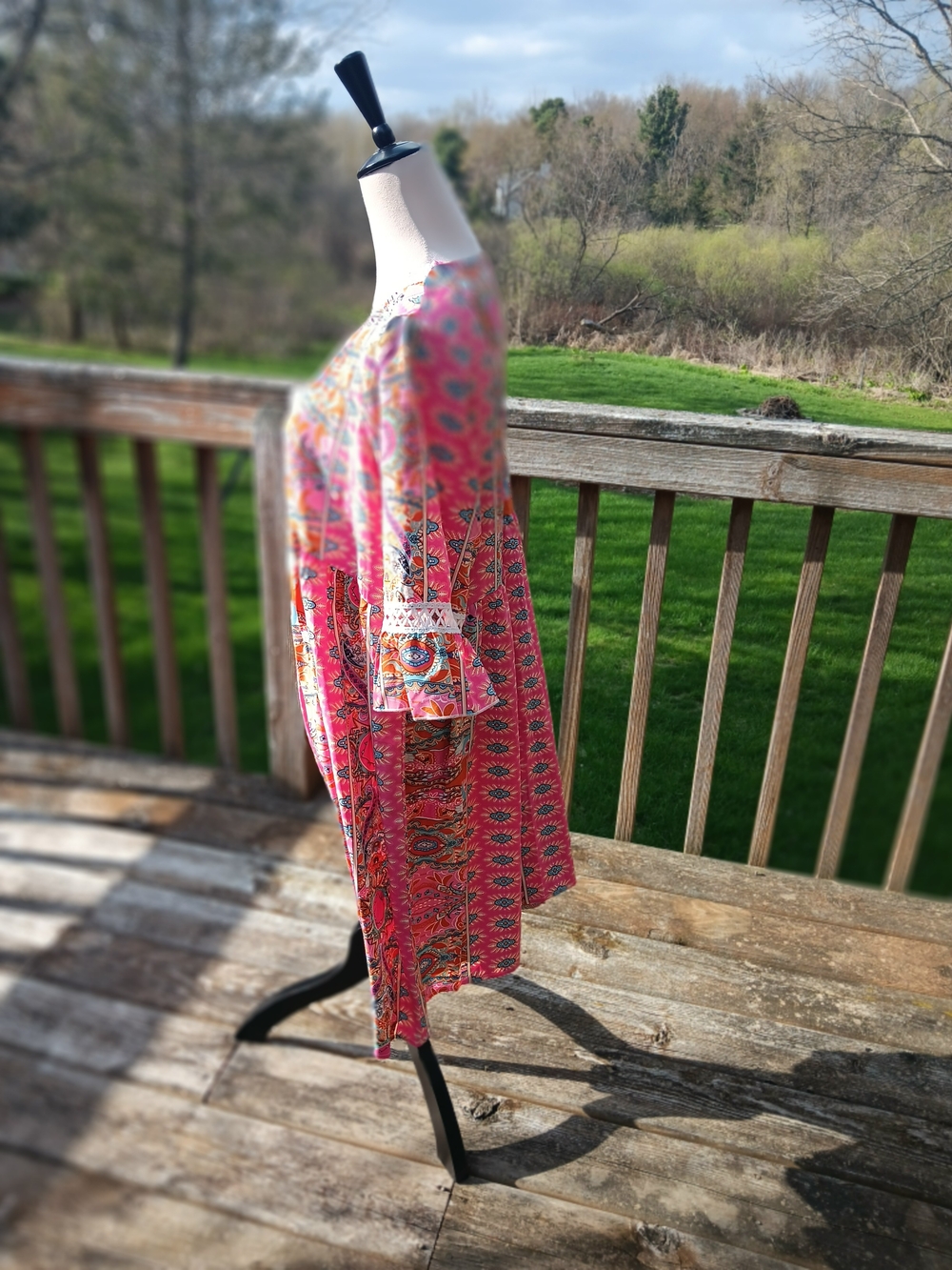 Kara and Kate Pink Blue Floral Paisley Crochet Trim Flowy Tunic Dress NWOT Large - Picture 5 of 8